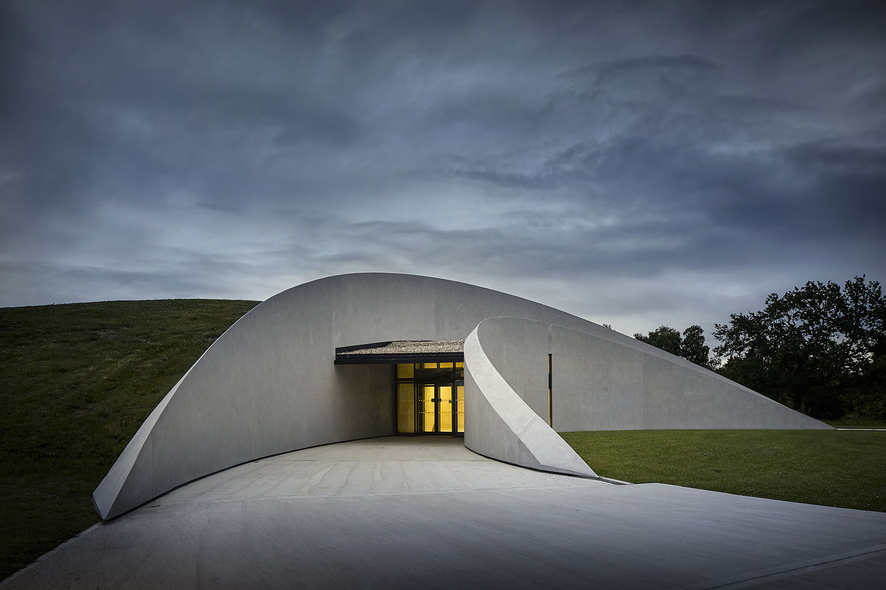 Designing the UKs first large shell structure in 25 years - 13905